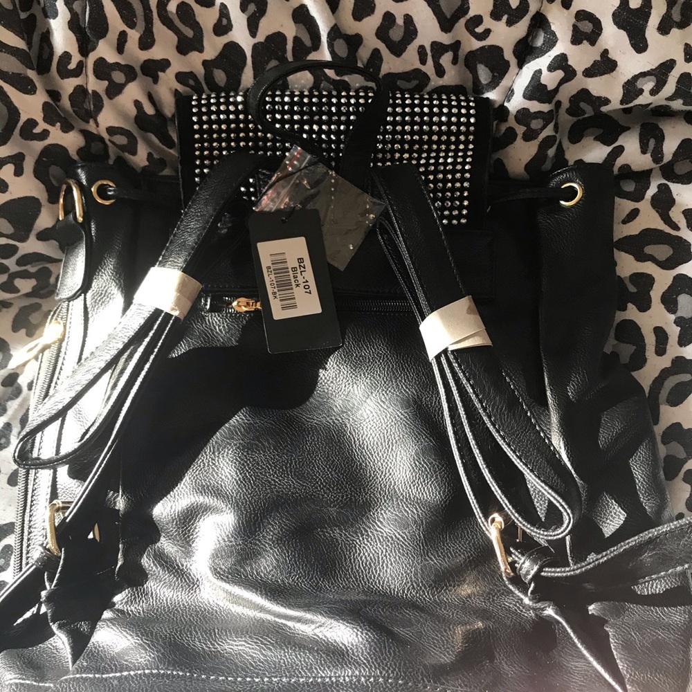 🎉HP🎉Bling Rhinestone Accent Drawstring Backpack - Picture 5 of 6
